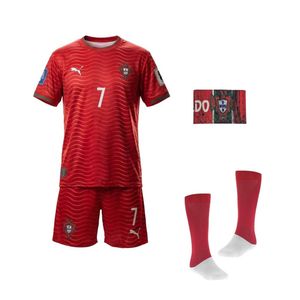 ست 4 تکه لباس ورزشی مردانه مدل تیم ملی پرتغال طرح رونالدو جام جهانی 2026