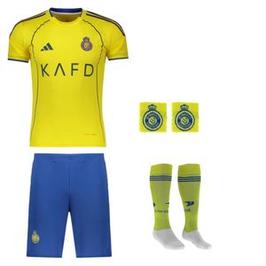 ست 5 تکه لباس ورزشی مردانه مدل النصر طرح رونالدو کد 2026