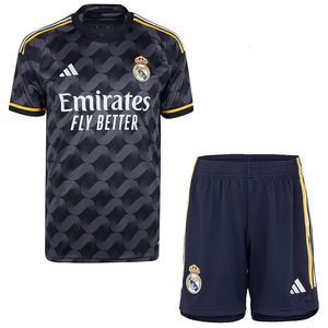 ست تی شرت و شلوارک ورزشی مردانه مدل رئال مادرید کد away 2024