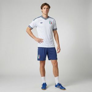 ست تی‌شرت آستین کوتاه و شلوارک ورزشی مردانه مدل ایتالیا away 2026