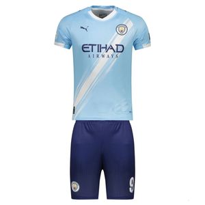 ست تی‌شرت و شلوارک ورزشی پسرانه مدل منچستر سیتی طرح هالند کد 2026f