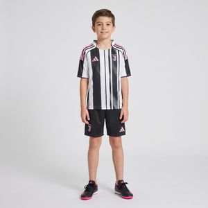 ست تی‌شرت و شلوارک ورزشی پسرانه مدل یوونتوس home 2026