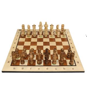 صفحه و مهره شطرنج مدل فرانسوی کد b