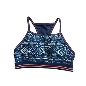 نیم تنه ورزشی دخترانه یگا مدل yi3399