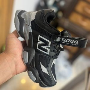 کفش پیاده‌روی بچگانه مدل sss1235