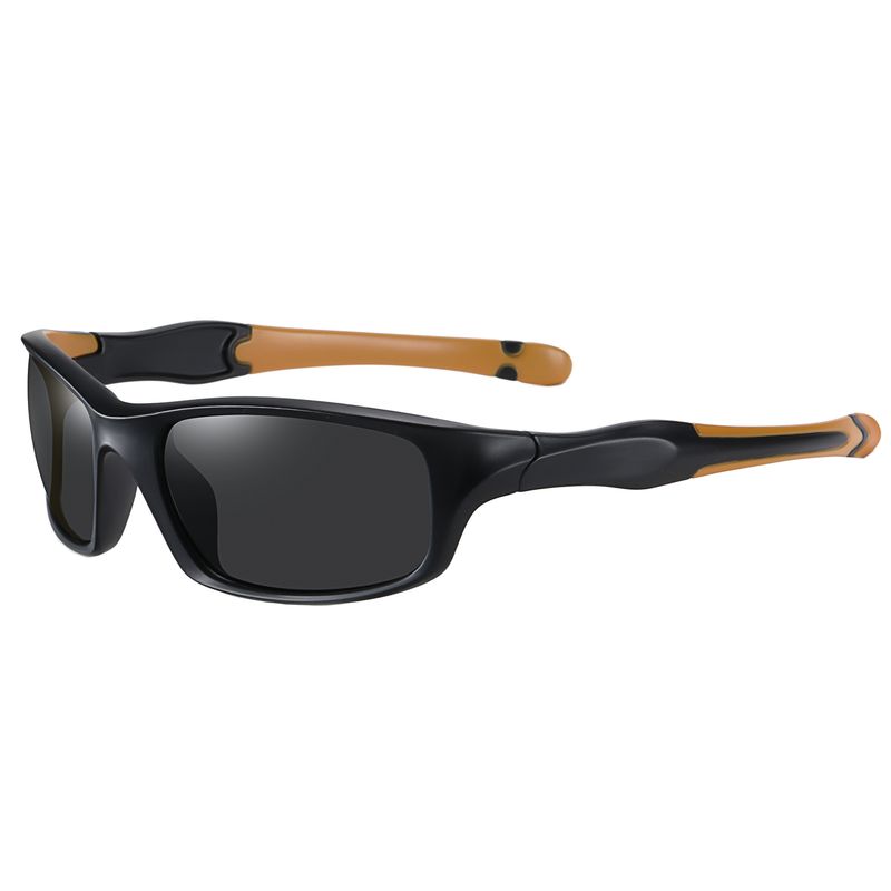 عینک ورزشی مدل tr3327c145 p01 polarized light